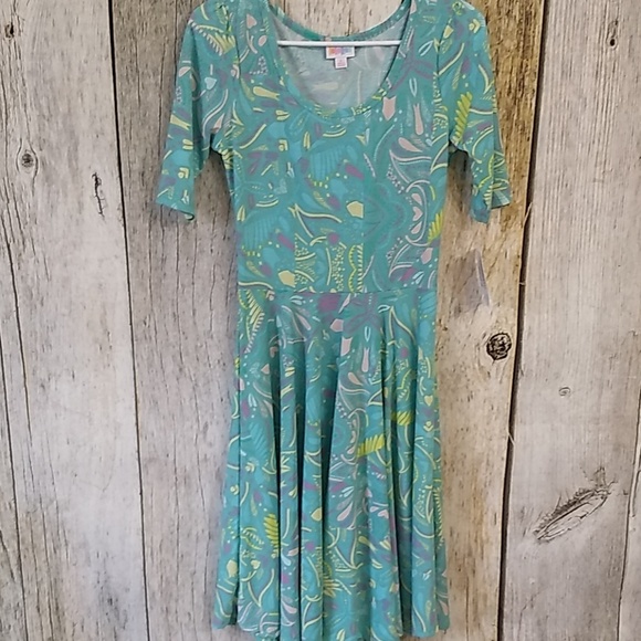 S Lularoe Nicole - Picture 1 of 1